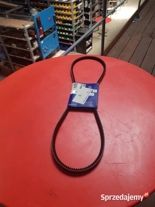 P00694 Pasek wielorowkowy MERLO ładowarka