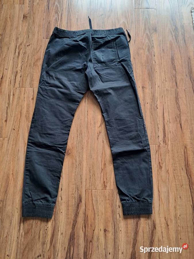 używane czarne spodnie express jogger na wzrost Sandomierz