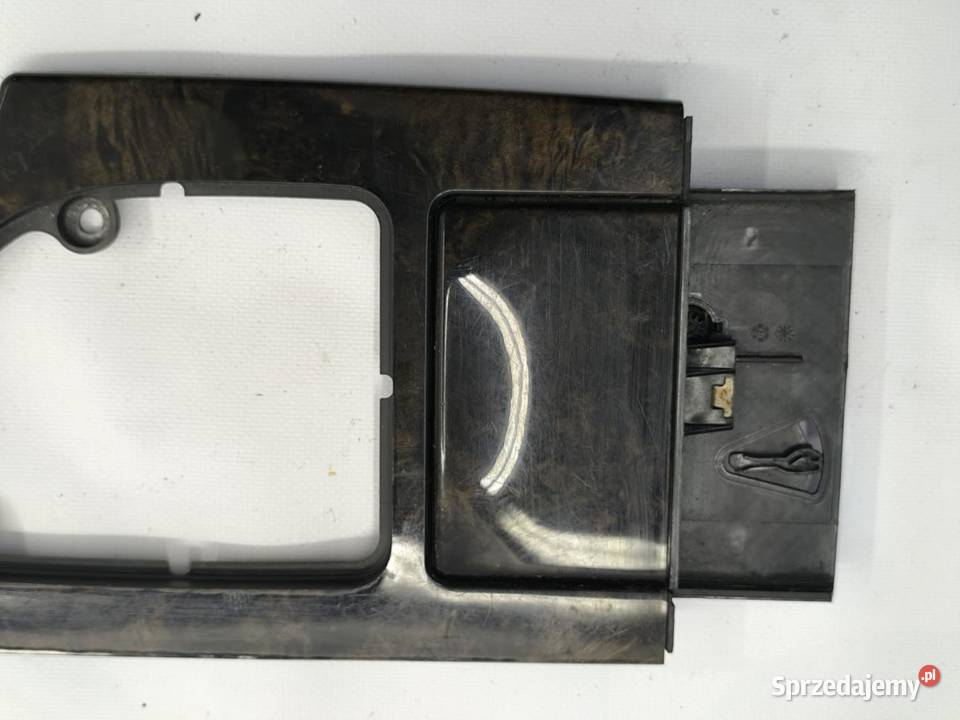 RAMKA DEKOR ZMIANY BIEGÓW BMW E61 6951130 osobowe