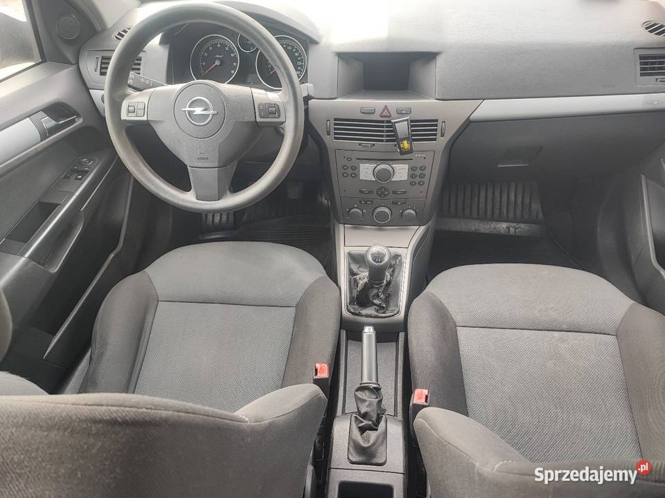Opel Astra H 16 b Kozłówka