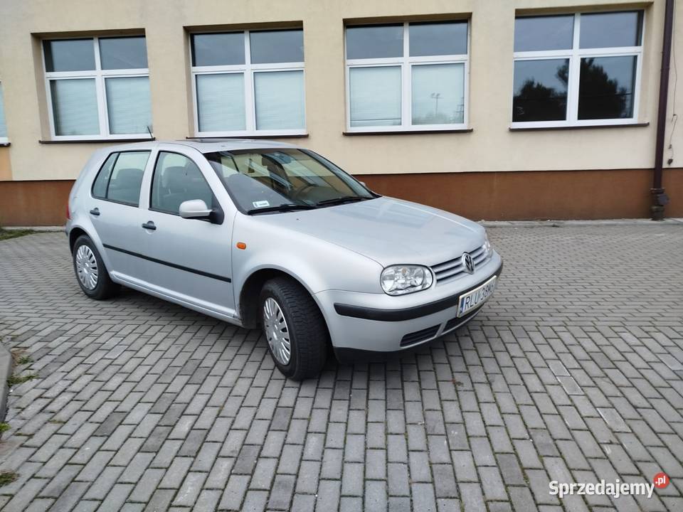 Volkswagen Golf 14 benzyna Narol sprzedam