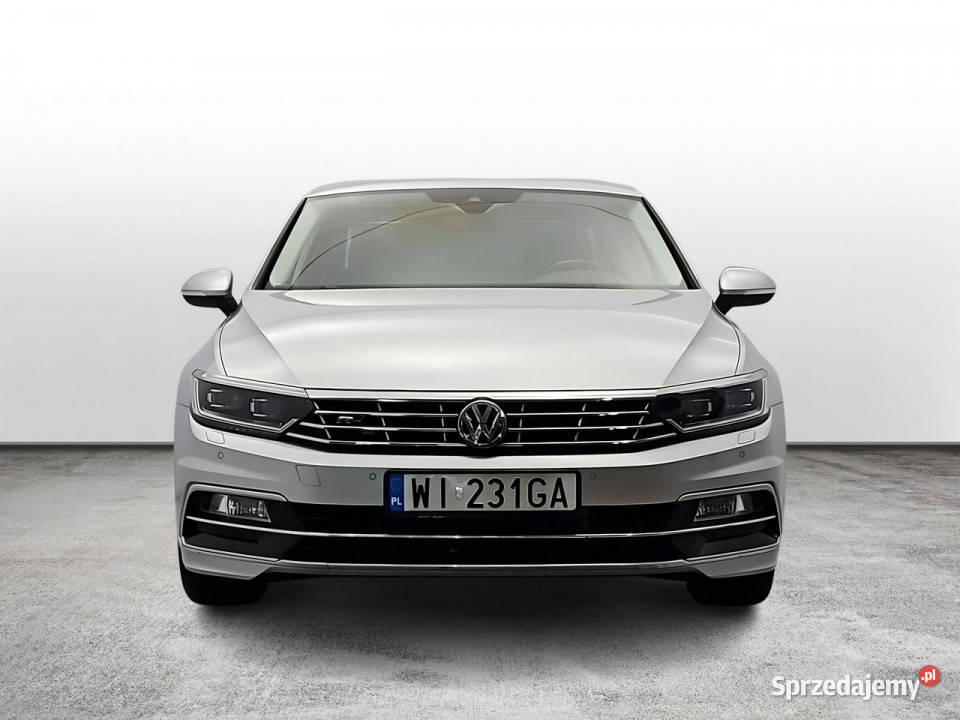 Volkswagen Passat 20 TSI Highline RLine Z elektrycznie ustawiane fotele Passat mazowieckie Warszawa