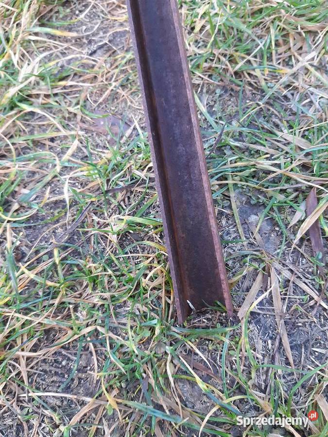 Ceownik zimnogiety 25x25x2 Łęczna