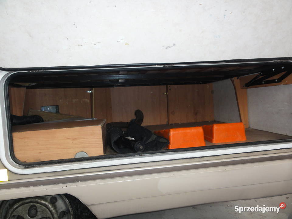 Sprzedam Półintegrę Kamper MONCAYO na Fiacie nieuszkodzony Kawno sprzedam
