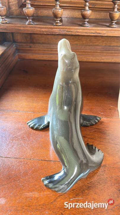 Foka figurka z Fabryki Łomonosowa est 1744 Porcelana i szkło Gdańsk sprzedam