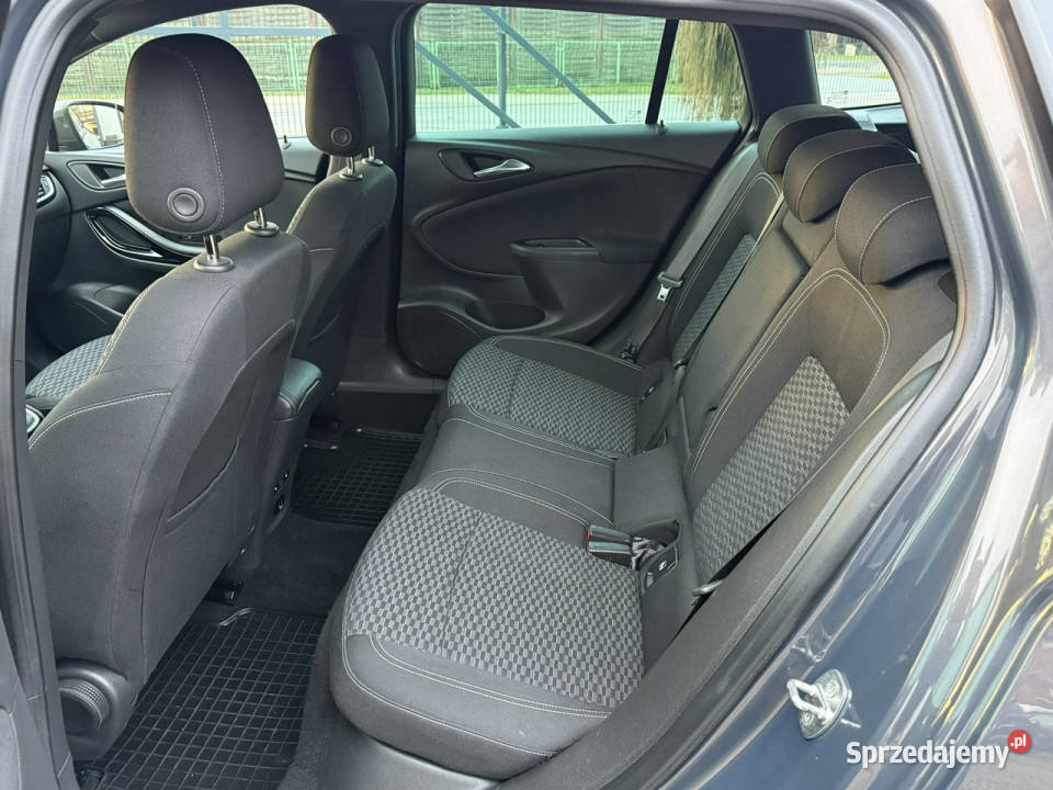 Opel Astra gwarancji w BIxenonyledyalunowy Dąbrowa