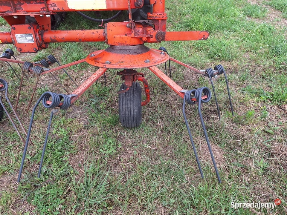 Przetrząsarka KUHN GF5000MH sprzedam