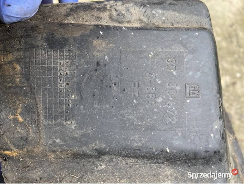 Nadkola prawe i lewe opel kadet 87 osobowe Cieszyn