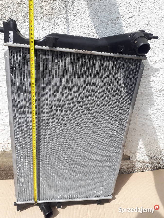 Chłodnica toyota corolla rac verso