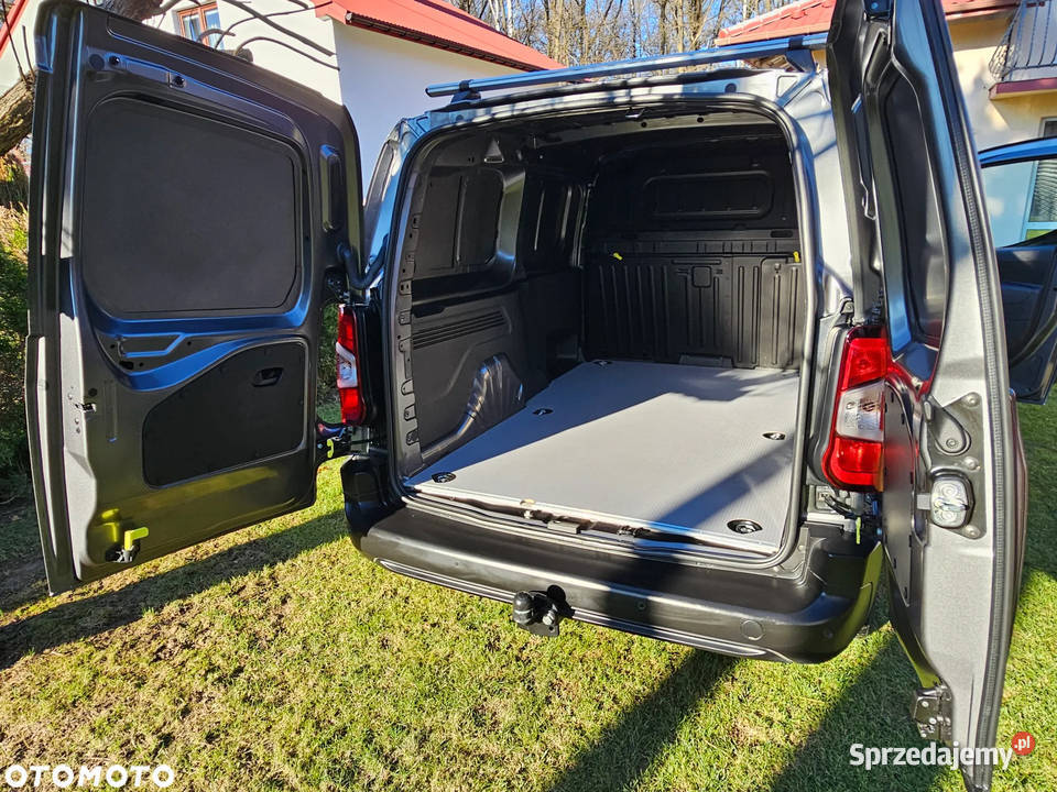 Toyota Proace City Long 15 130