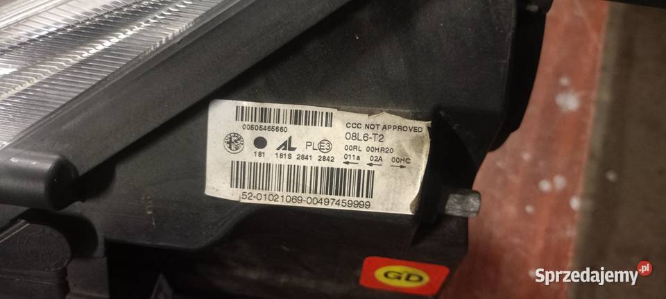 Lampy przednie Alfa Romeo Giulietta prawa lewa osobowe wielkopolskie Leszno sprzedam