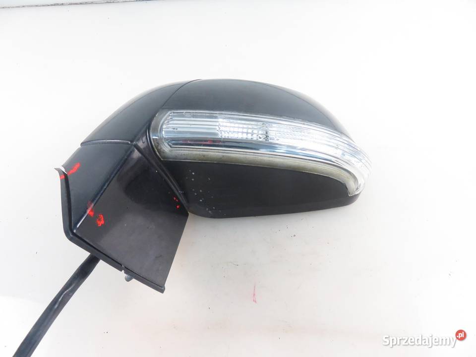 LUSTERKO LEWE CHEVROLET CAPTIVA