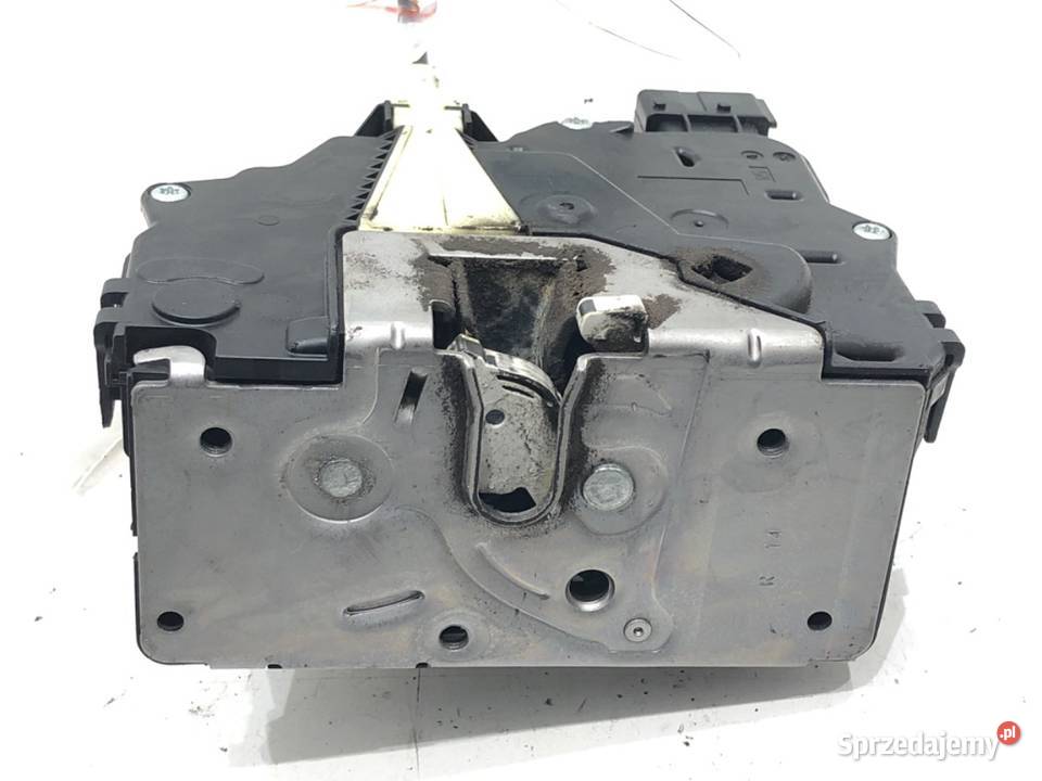 ZAMEK DRZWI PRAWY PRZÓD OPEL CORSA E Hatchback