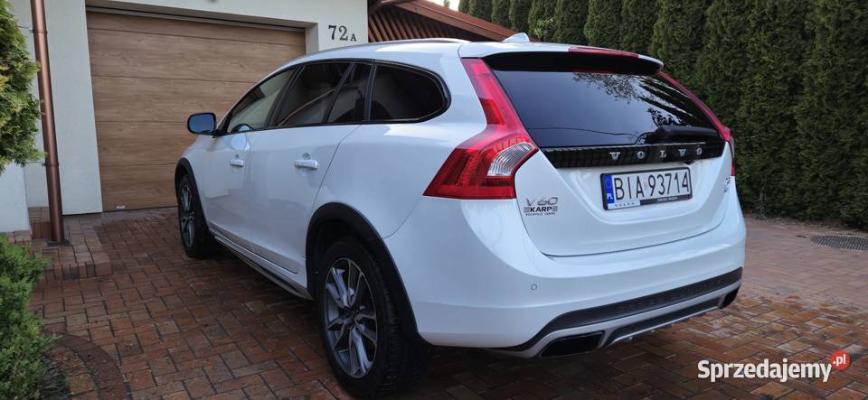 Wyjątkowe Volvo V60 Cross Country 25T AWD Twój V60 Niewodnica Korycka