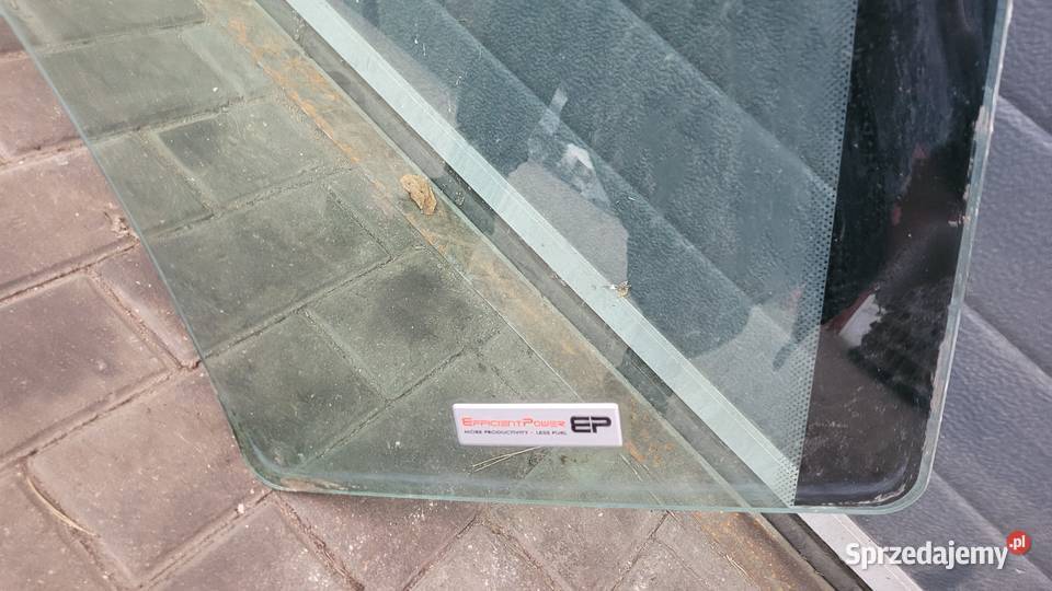 CASE IH PUMA 145 12r SZYBA DRZWI PRAWA Kolno