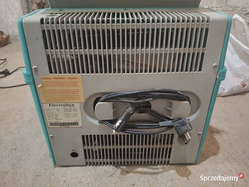 LODOWKA TURYSTYCZNA 12 V 230 V GAZ