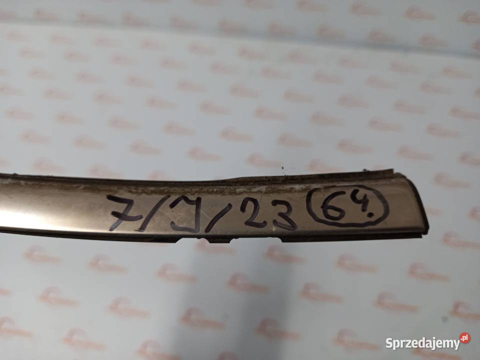 LISTWA ZGARNIAJĄCA PRAWY PRZÓD CHROM HYUNDAI I30 osobowe Kielce