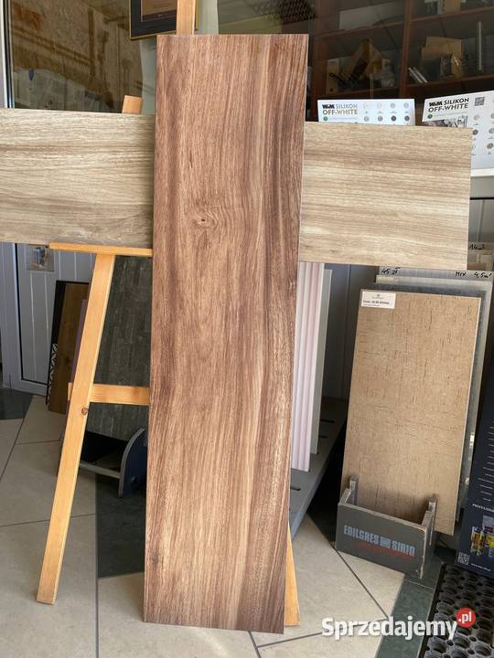 gres płytka schodowa 30x120 Brown brąz schody małopolskie Zakopane