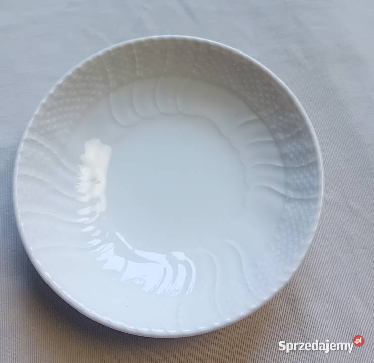 Spodek pod filiżankę KPM Berlin fason Neuosier