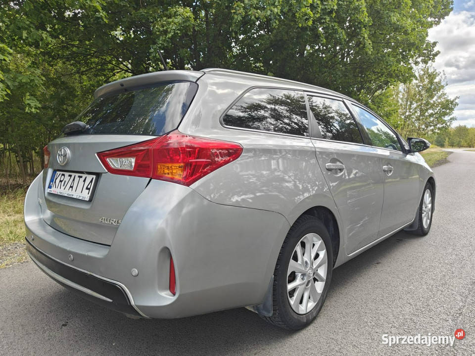Toyota Auris II 2012 Auris Karczew sprzedam