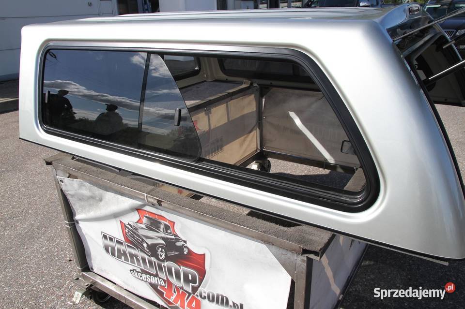 Zabudowa Hilux CAB Nowa hardtop canopy Pasłęk sprzedam