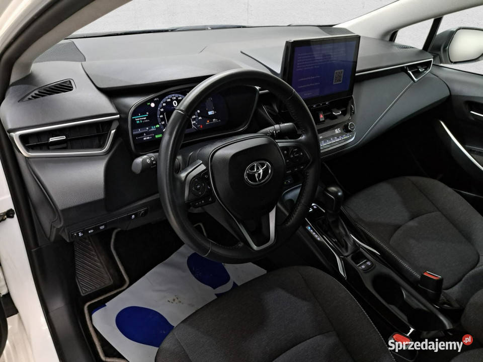 Toyota Corolla Seria E16 2012 dolnośląskie Komorniki