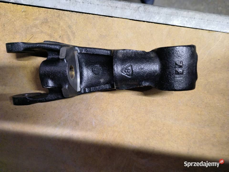 Obejma zwrotnicy fiat 126 lewa prawa orginalna osobowe Warszawa