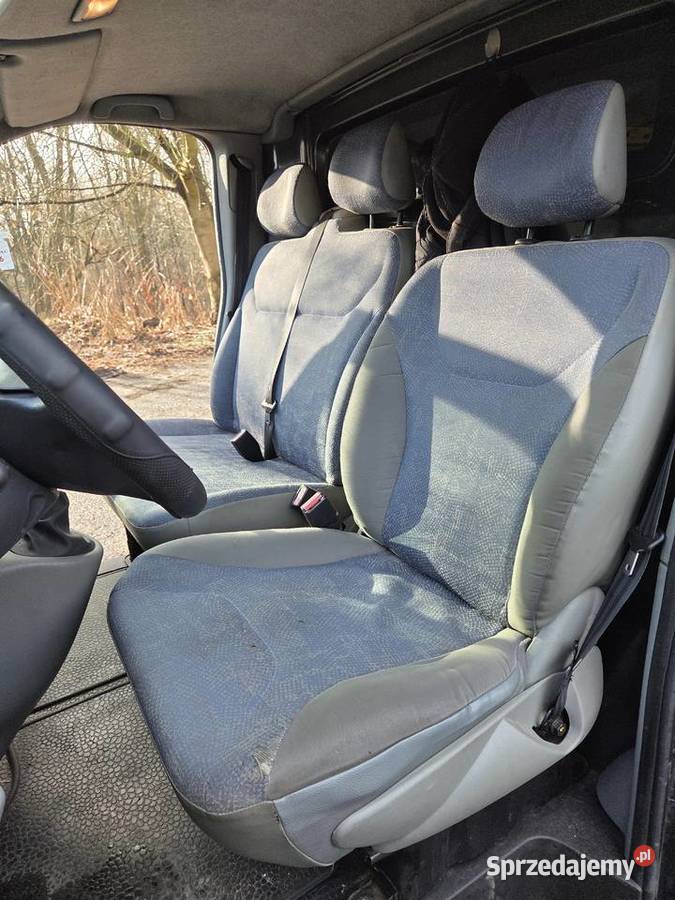 Nissan Primastar 19 dCi 82 L2H2 2005 r 267 nieuszkodzony Ruda Śląska