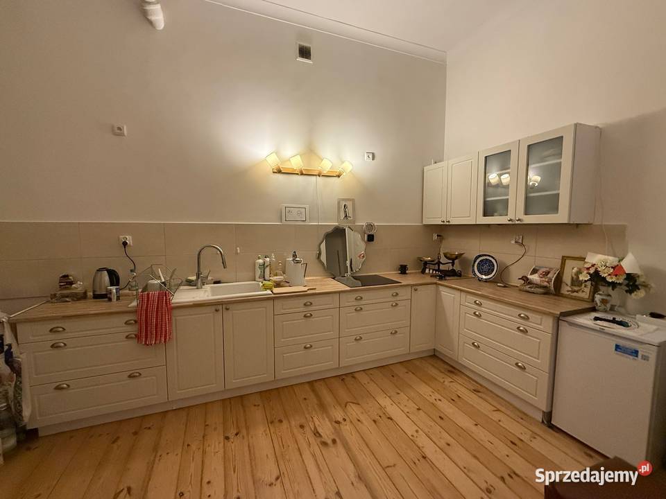 Mieszkanie w samym centrum Łodzi 400 m ulicy kamienica Łódź