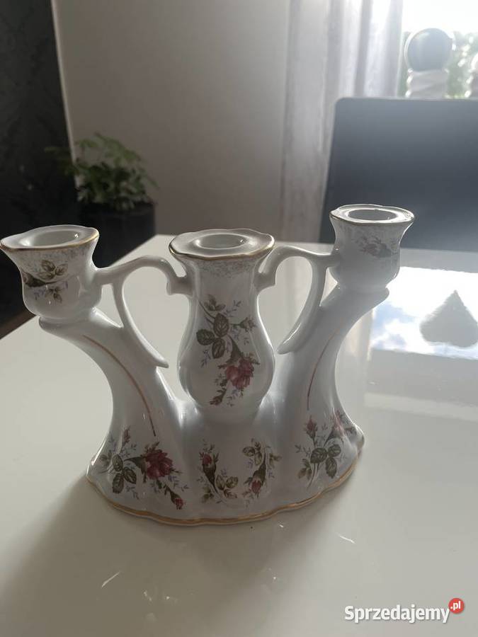 Porcelana Chodzież Świecznik trojramienny Dobrodzień