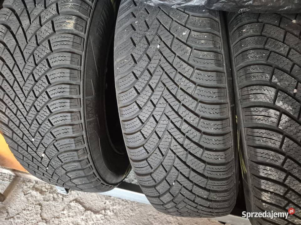Opony zimowe na stalowych felgach R15 Chojnów