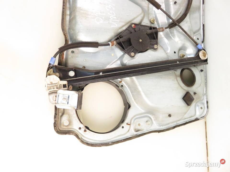 PODNOŚNIK SZYBY PRAWY PRZEDNI VW PASSAT B5