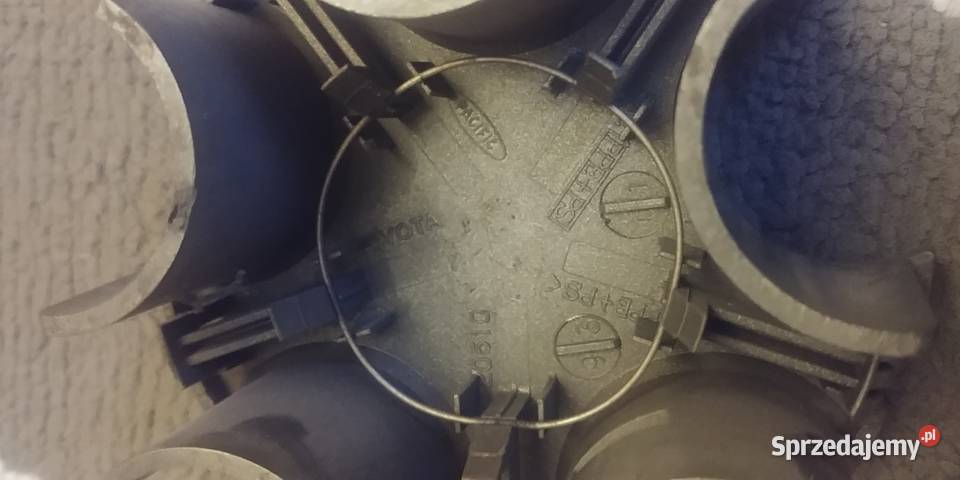 dekielki Toyota 20510 mazowieckie Piaseczno