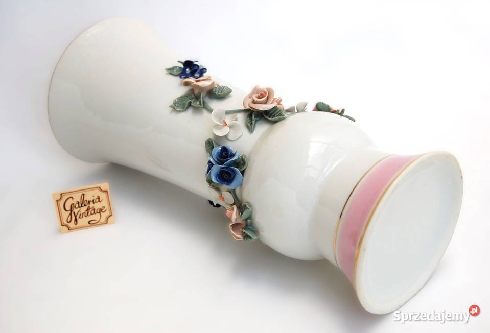 Wazon kwiaty relief recznie zdobiony porcelana lubelskie
