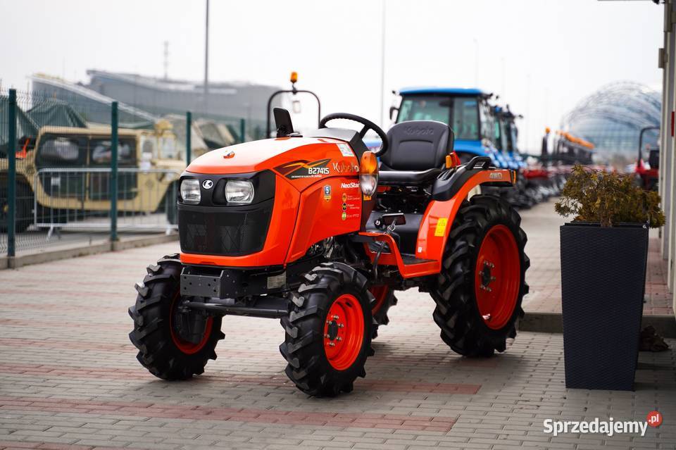 Kubota B2741 S Neo Star 4x4 27 Napęd 4x4 Tajęcina sprzedam