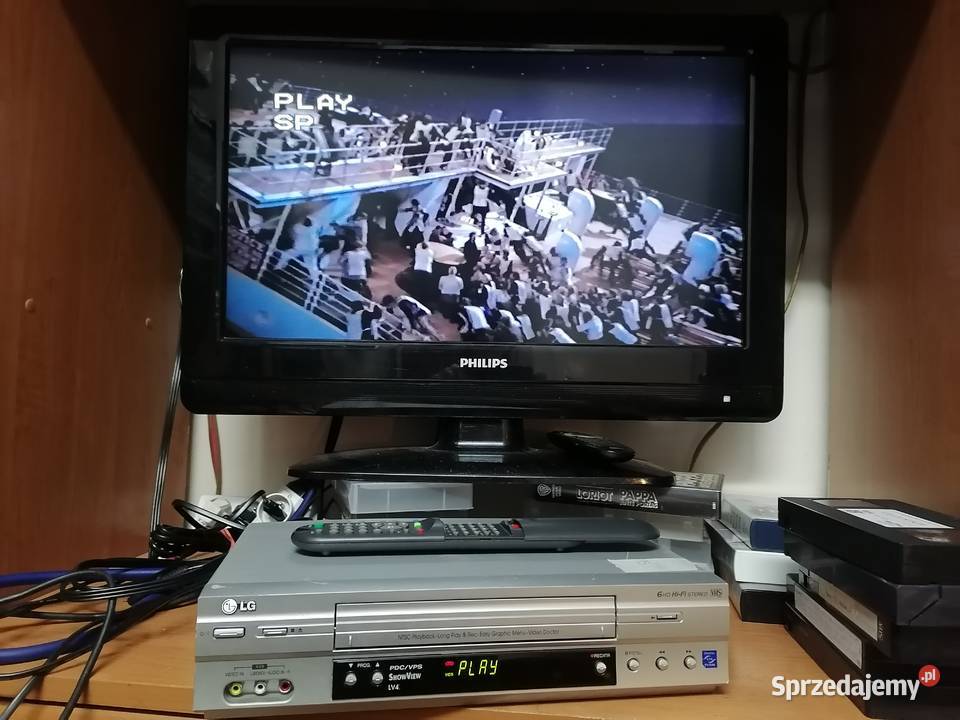 Magnetowid VHS LG LV 4981 HIFI stereo pilot śląskie Częstochowa