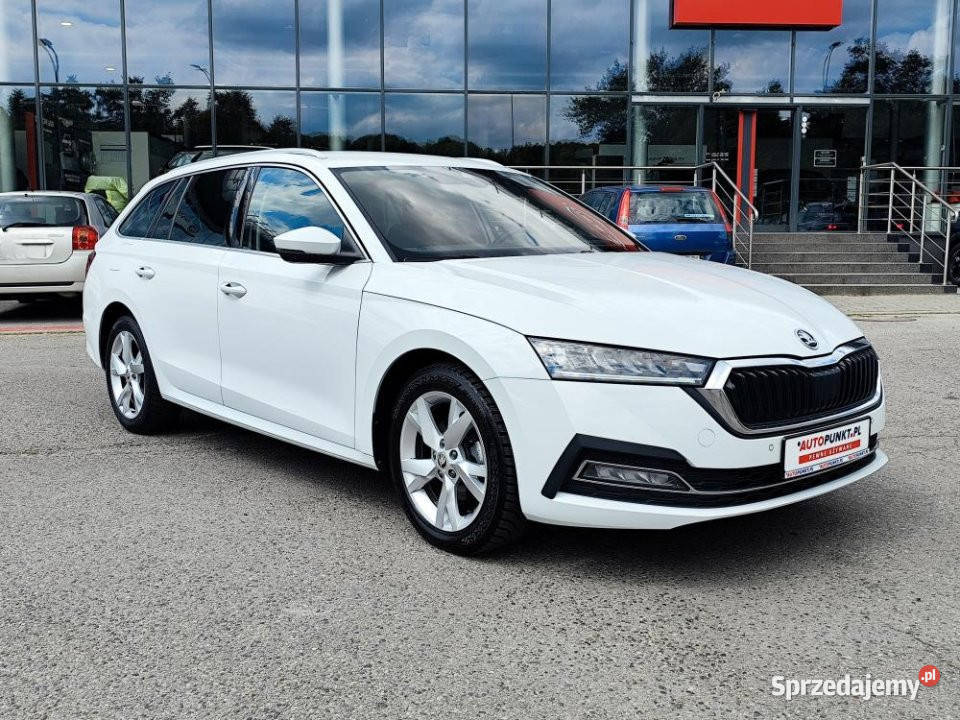 Skoda Octavia 2023r Navi ACC BLIS hak el fotele Kraków