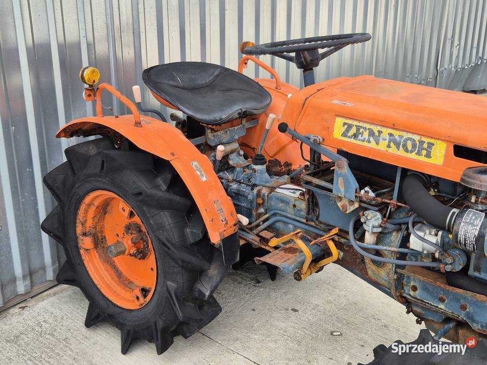 Traktorek traktor KUBOTA B7000D 44 13 Kubota Małuszyn sprzedam