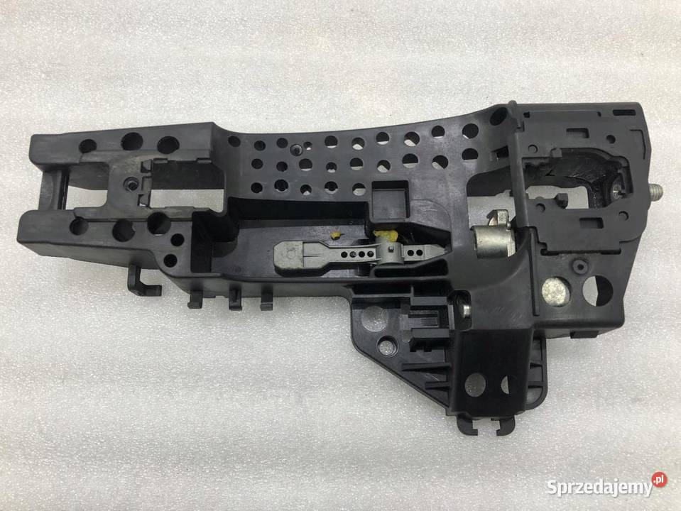 MOCOWANIE KLAMKI LEWY PRZÓD AUDI A5 8T