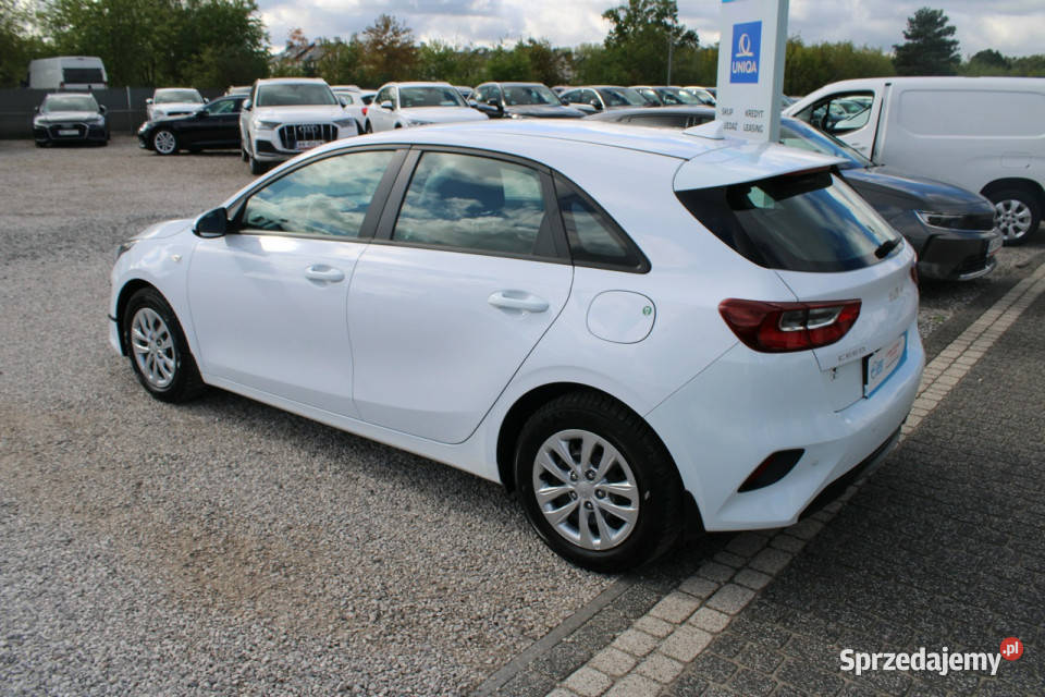 Kia Ceed Fvat Salon Polska netto 39756 PLN pełny VAT