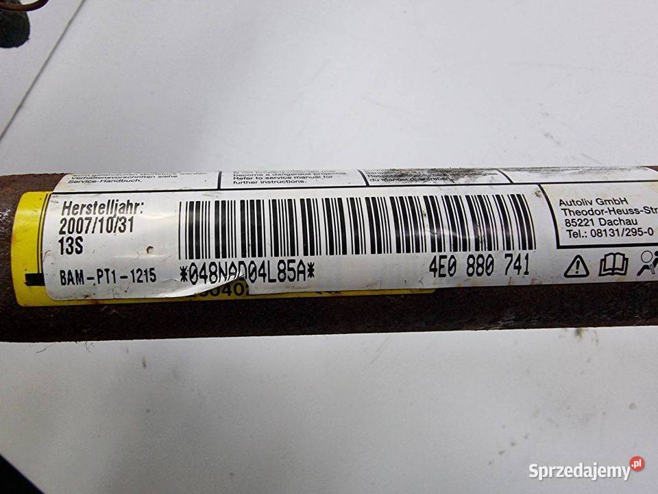 KURTYNA LEWA AUDI A8 D3 LIFT 4E0880741 Lipno