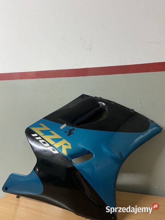 Kawasaki ZZR 1100 Bok Boczek Prawa owiewka Poznań