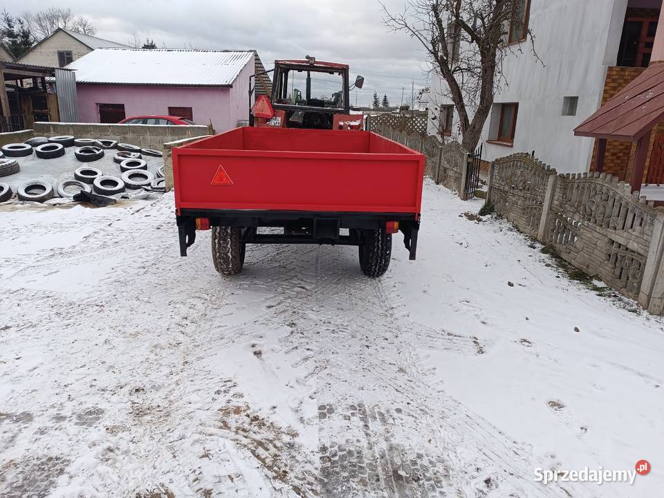 przyczepa jednoosiowa nieuszkodzony