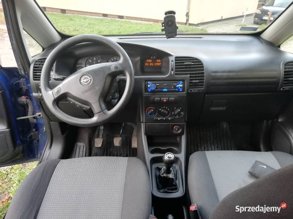 Opel zafira 7osobowa 2005r