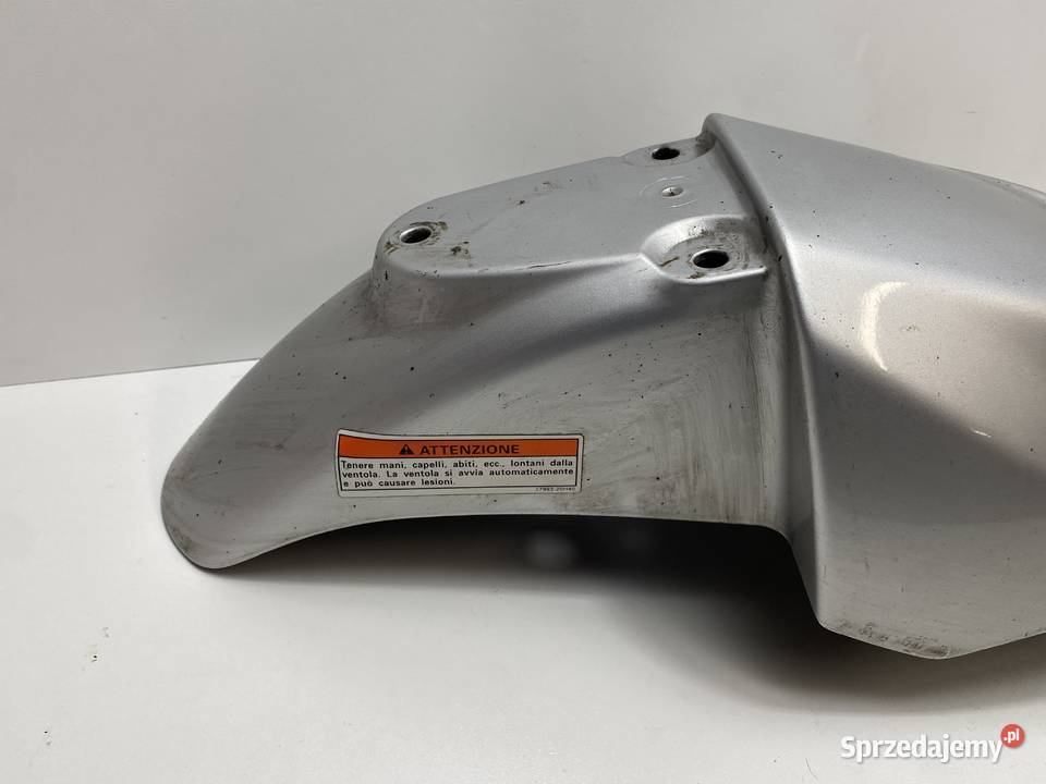 SUZUKI SIXTEEN UX125 BŁOTNIK PRZÓD OWIEWKA