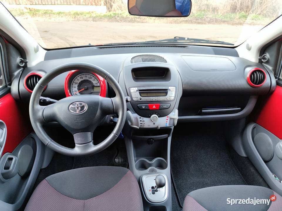Toyota Aygo 10 benzyna automat niski przebieg lakier metallic Sokołów Podlaski sprzedam
