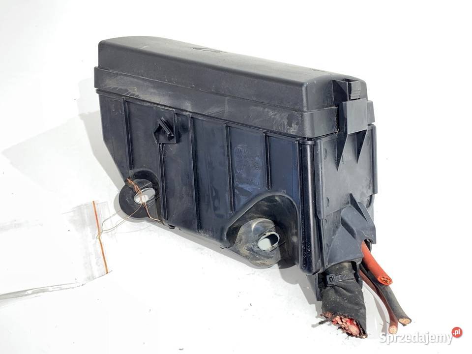 SKRZYNKA BEZPIECZNIKÓW VW GOLF VII 5Q0907361C osobowe