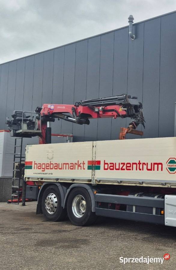 Budowlany skrzynia z tylnym dzwigiem 12000kg Warszawa sprzedam