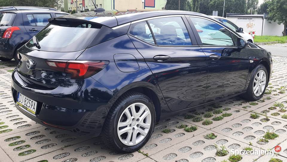 Opel Astra 14 generacja K z wyposażeniem Enjoy 119880km