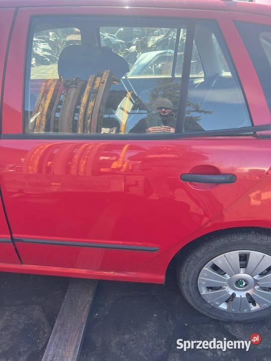 Drzwi lewy tył skoda Fabia kombi lakier 8151 lubelskie Radzyń Podlaski